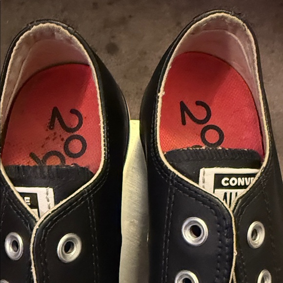 Pre-owned Converse Black leather/ and White sole Women's Sneakers - Picture 5 of 16